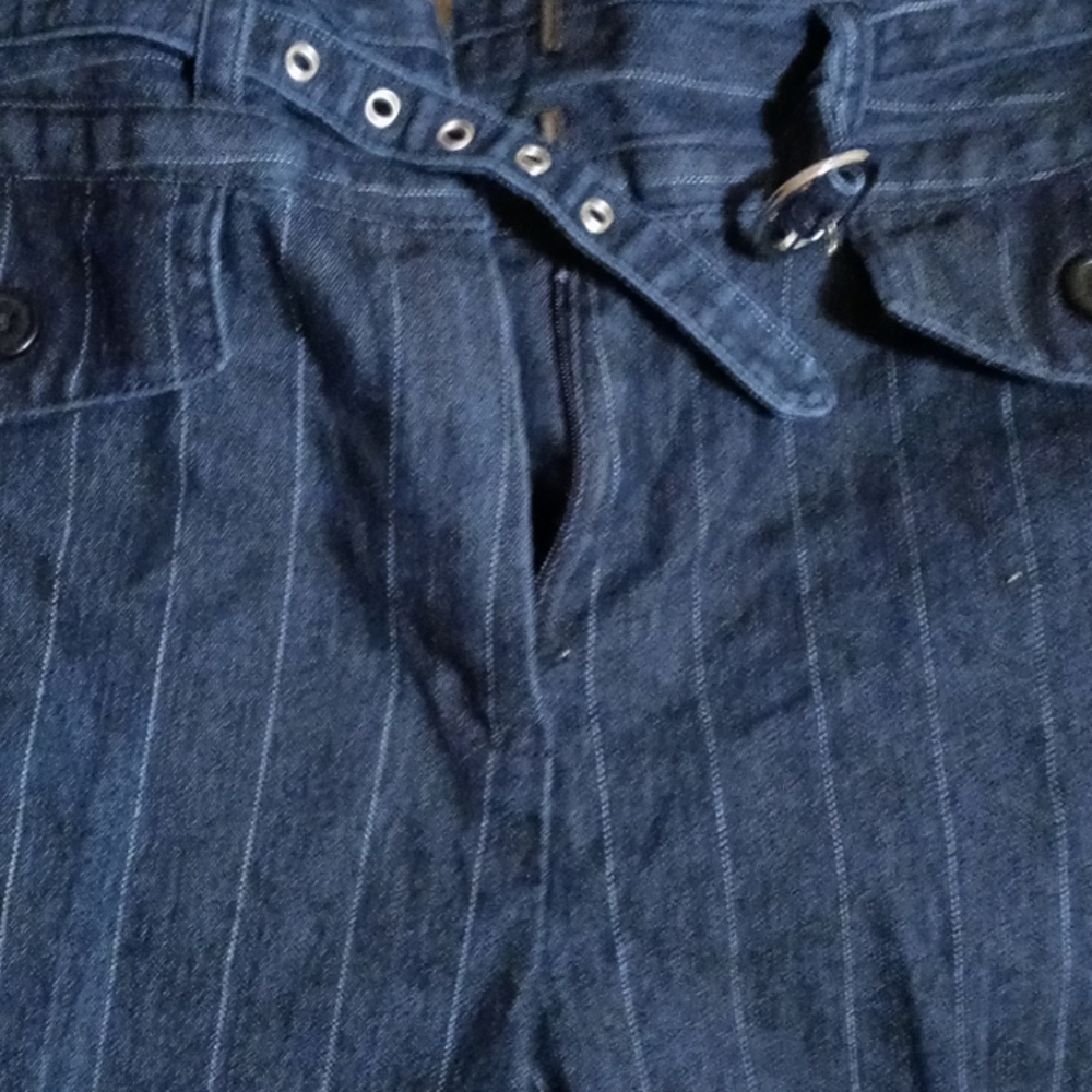 Knee pants - Picture 2 of 5